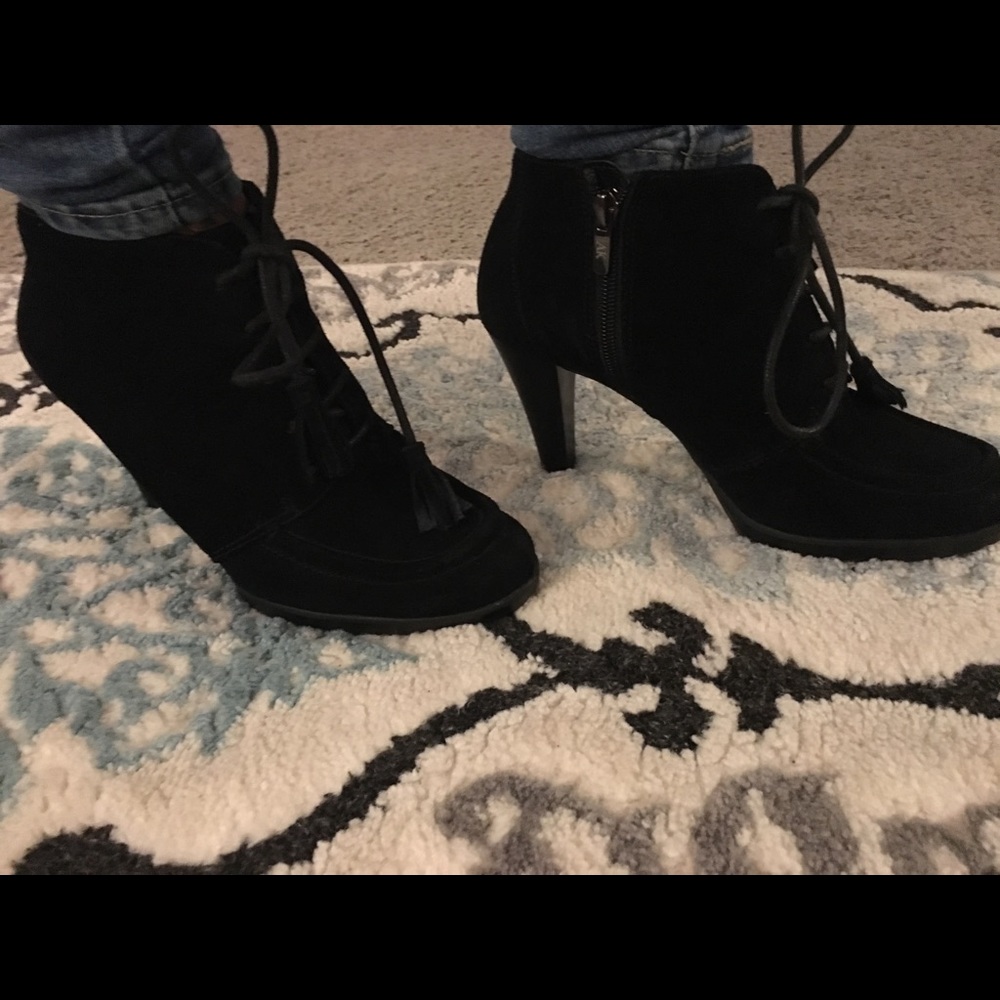 Anne Klein Women’s Booties